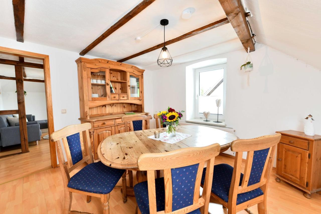 Ferienwohnung Im Alten Bauernhaus Линдлар Екстериор снимка